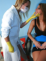 Dentist seduces sexy patient picture #3